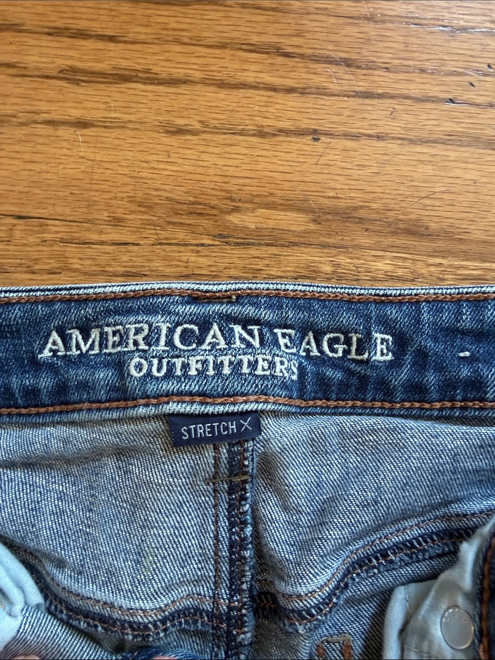 American Eagle Outfitters Hi-Rise Slim Jeans in Medium Blue Wash - Picture 2 of 8